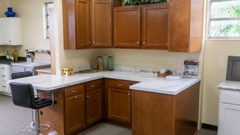 The Reasons To Hire Expert and Professional Kitchen Cabinets Installer Company