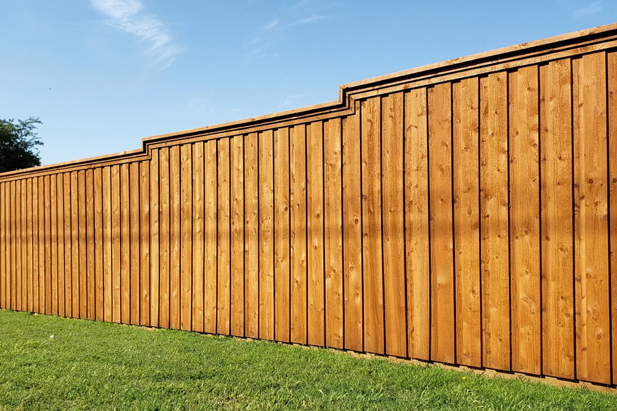 Noise-Reducing Fencing Options for Urban Homes